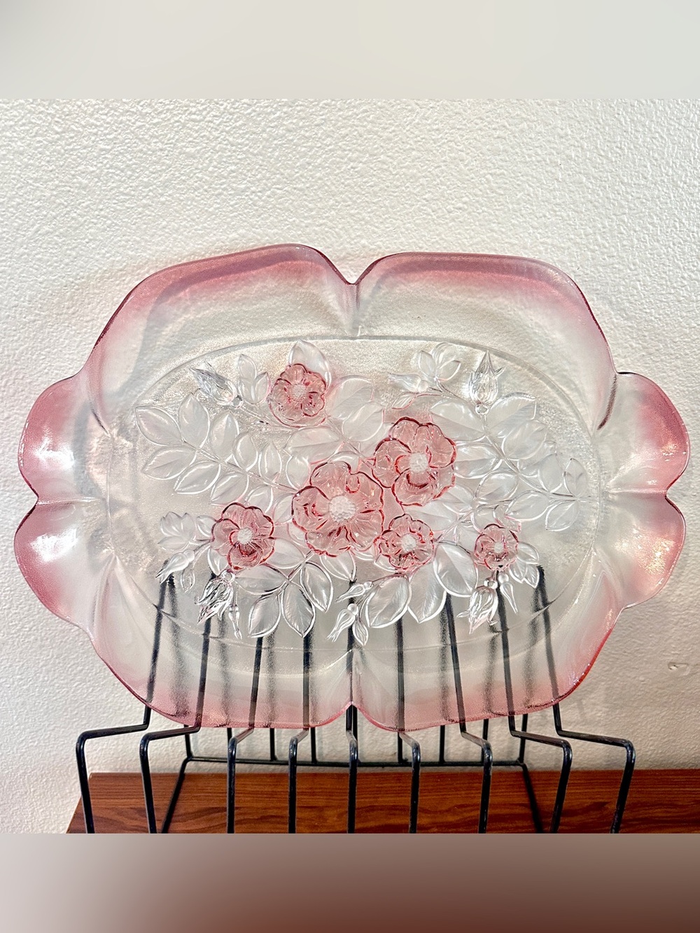 Mikasa Rosella Crystal Pink Frosted Ruffled Serving Tray | Oval Platter
